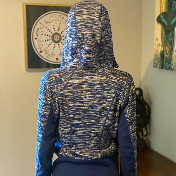 Blue Zella zip up hoodie. Women’s size small. Excellent condition - Picture 4 of 4